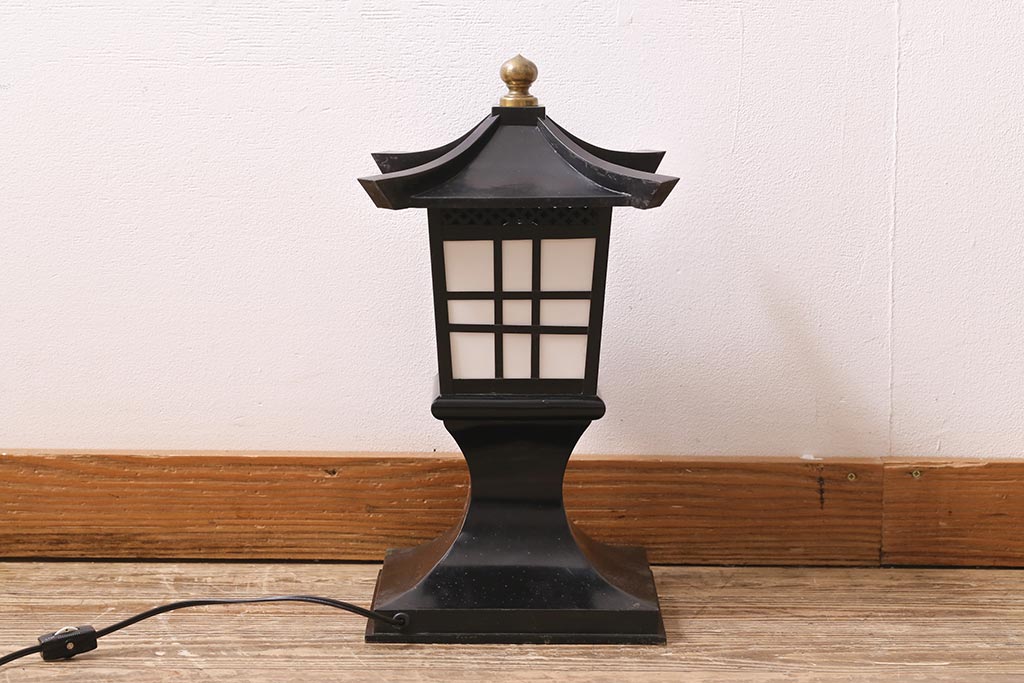 アンティーク照明　昭和期　リメイク　和の雰囲気づくりにおすすめの置き灯籠(灯篭、仏具)(R-044395)