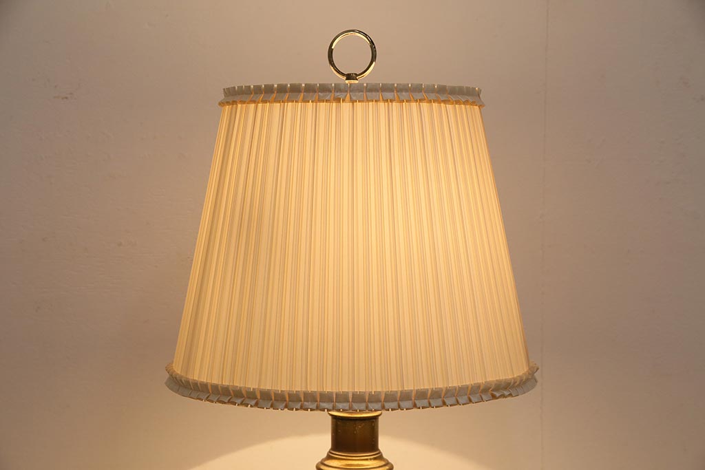 ビンテージ　DREXEL HERITAGE(ドレクセルヘリテイジ)　真鍮　アンティークテイストなテーブルランプ(スタンドライト、ナイトランプ、卓上照明、ヴィンテージ)(R-044615)