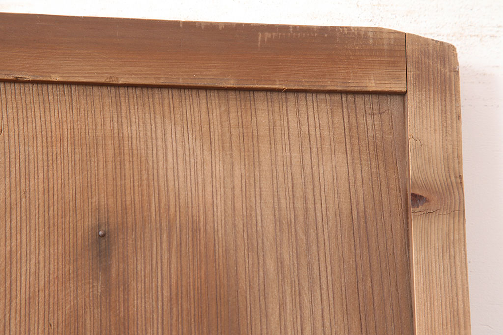 アンティーク建具　明治大正期　味のある風合いの格子扉(木製ドア)(R-044929)