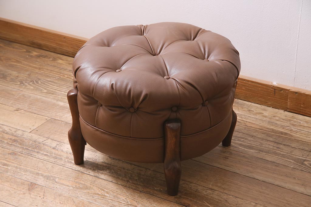 ヴィンテージ家具　オールドマルニ　maruni(マルニ木工)　ベルサイユ　 優雅なデザインが魅力のオットマン(スツール、椅子、ビンテージ)(R-045173)