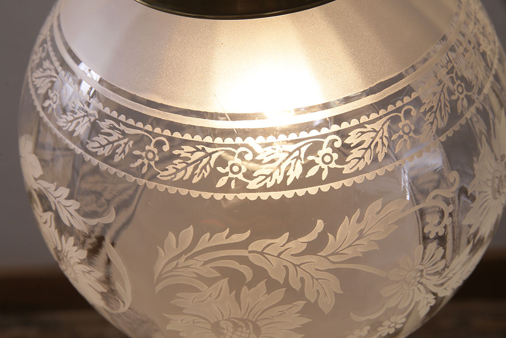 ヴィンテージ照明　イギリスビンテージ　優雅な雰囲気を高めるペンダントライト(吊り下げ照明、天井照明)(R-045654)