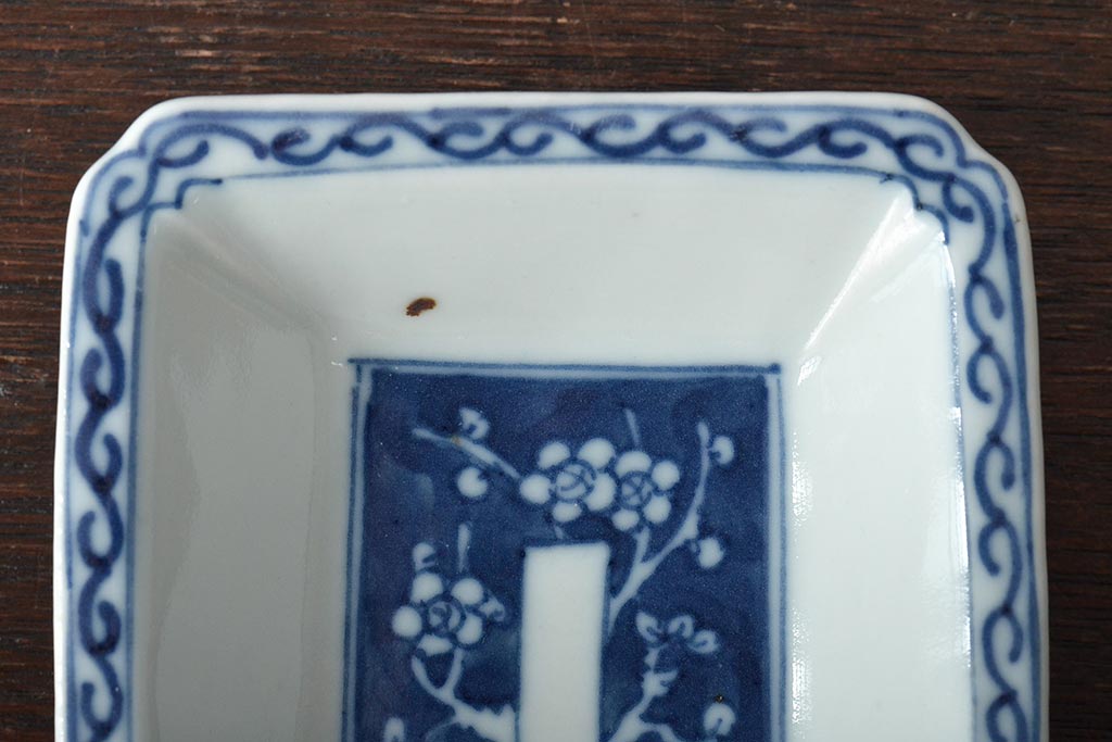 江戸期　梅の図　和の空間を彩るアンティークの染付小皿6枚セット(角皿、和食器)(R-045676)
