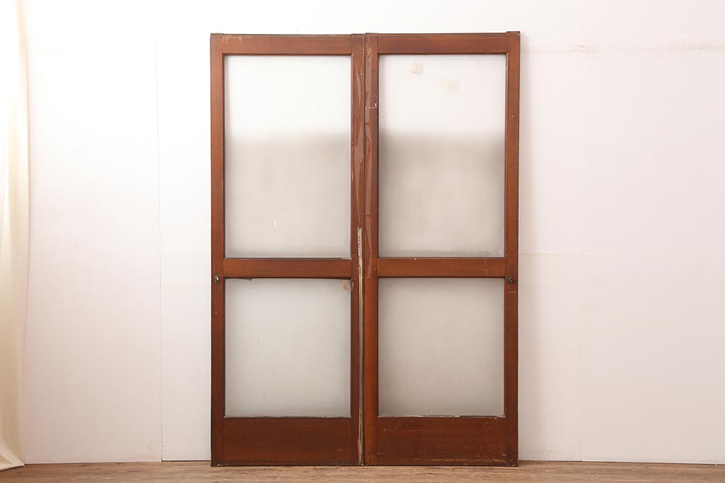 レトロ建具　昭和中期　シンプルなデザインで合わせやすいガラス戸2枚セット(引き戸)(R-045843)