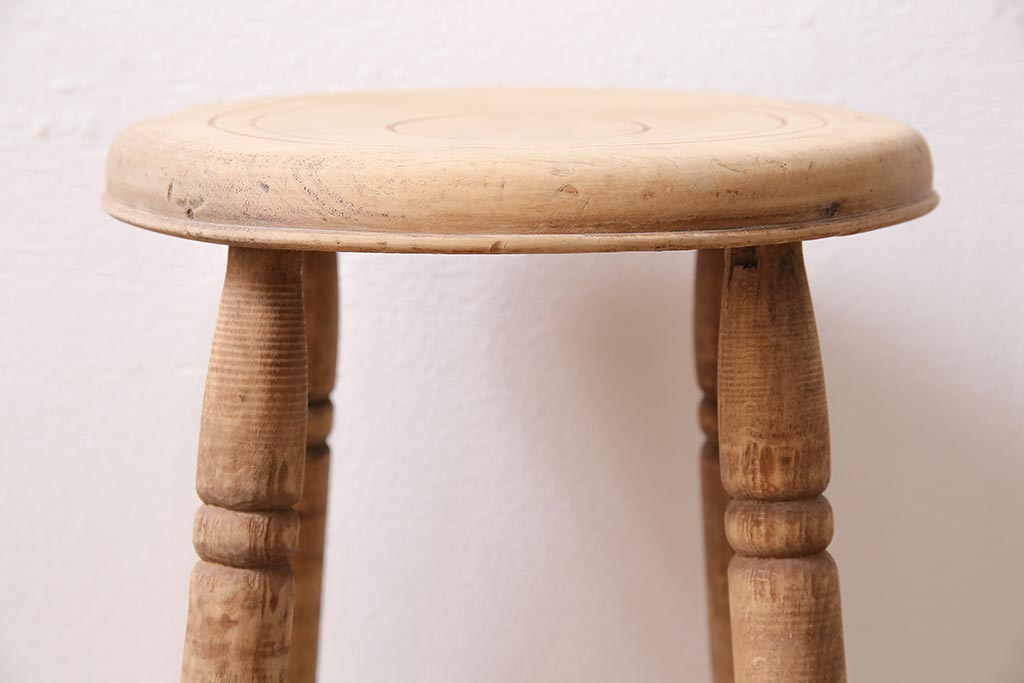 アンティーク家具　昭和初期　ストリップド(剥離)　ブナ材　レトロな木製スツール(椅子、チェア)(R-045859)