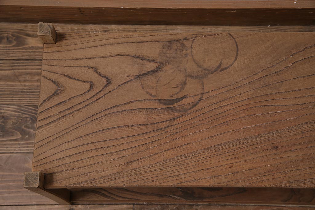 アンティーク家具　総ケヤキ材　味のあるシンプルな飾り棚(飾棚)(R-045959)