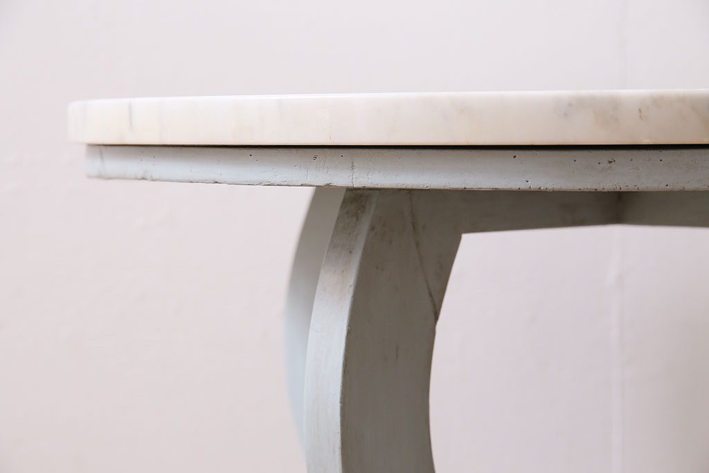 アンティーク家具　昭和中期　当店ペイント　大理石天板付き　丸みのあるフォルムとペイントカラーが可愛らしいサイドテーブル(ラウンドテーブル)(R-046008)