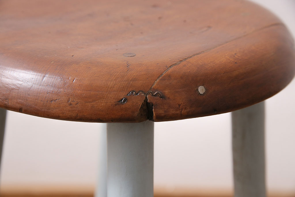 アンティーク家具　昭和初期　ブナ材　可愛らしいペイントが魅力のレトロなスツール(木製チェア、丸椅子)(R-046285)