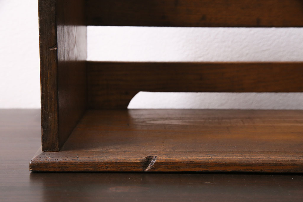 アンティーク家具　昭和中期　栓材　味わい深い木色が魅力的なブックスタンド(本立て)(R-046594)