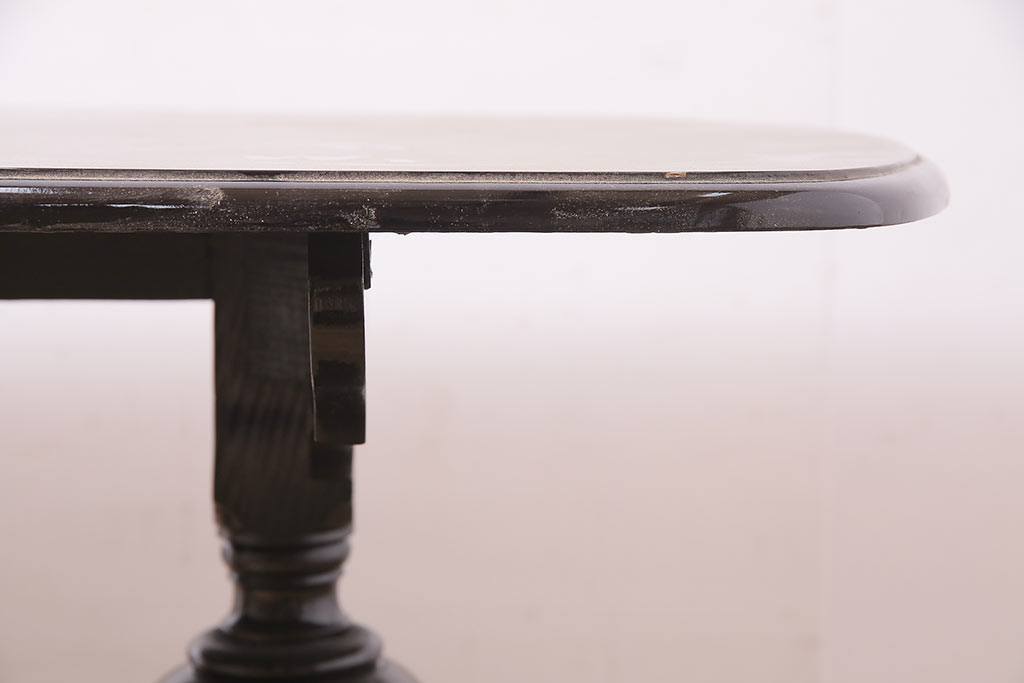 イギリスビンテージ　バルボスレッグがエレガントな高級感を引き立てるダイニングテーブル(4人掛け、食卓)(R-046607)