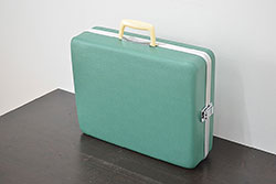 ビンテージ　エメラルドグリーン　トランク(昭和レトロ、鞄、カバン、収納、ディスプレイ)(R-046795)