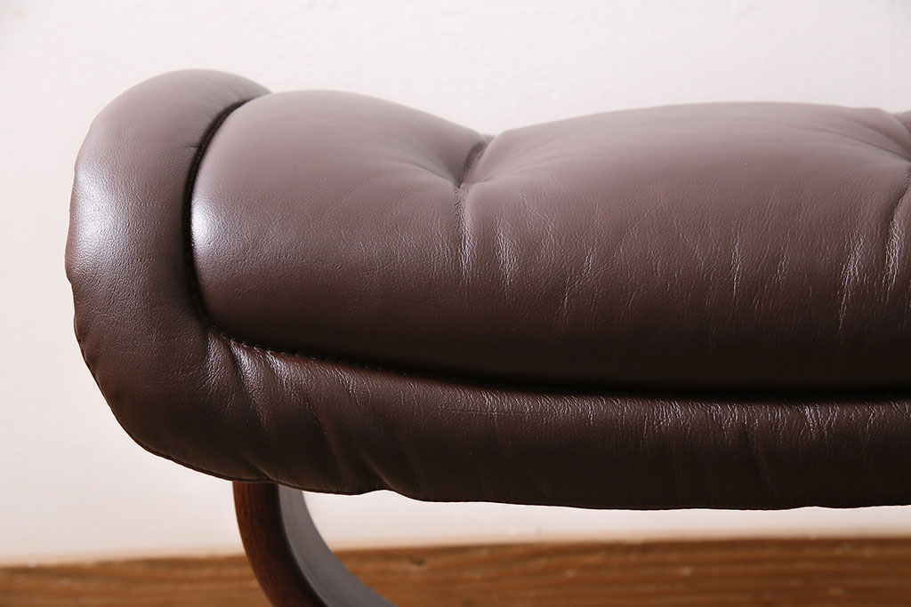 中古　EKORNES(エコーネス)　本革　ロイヤルシリーズ　オットマン付き　ストレスレスチェア(定価約46万円)(リクライニングチェア、アームチェア、椅子)(R-047035)