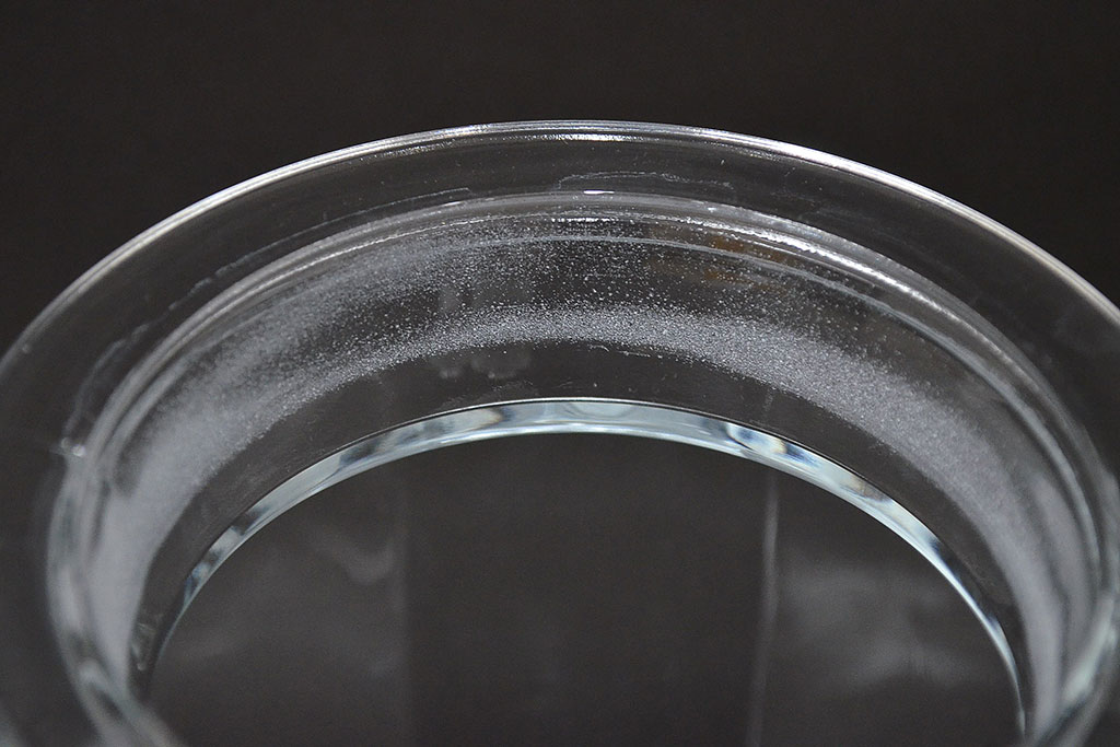 昭和レトロ　ガラス瓶2個セット(蓋付き、キャニスター)(R-047167)