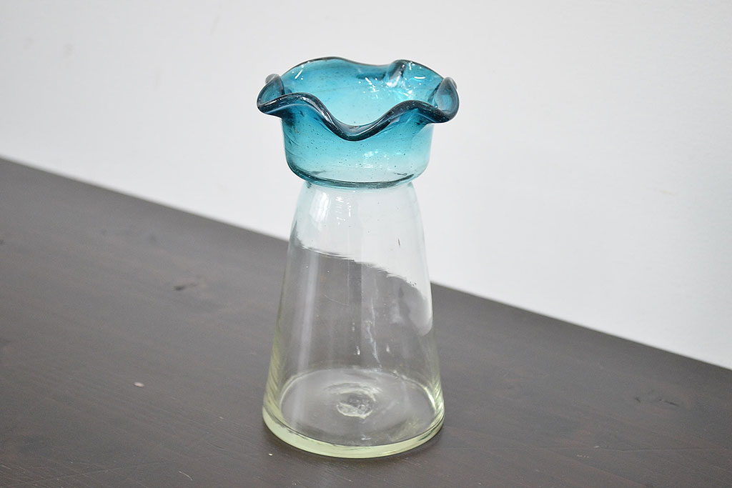 大正〜昭和初期 青フリル ガラス花瓶(和ガラス、吹きガラス、氷コップ 