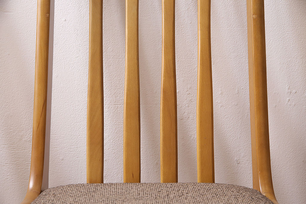 イギリスヴィンテージ　ビーチ材　温もり溢れる木肌が北欧スタイルやナチュラルスタイルにぴったりのチェア4脚セット(ダイニングチェア、椅子、ビンテージ)(R-047517)