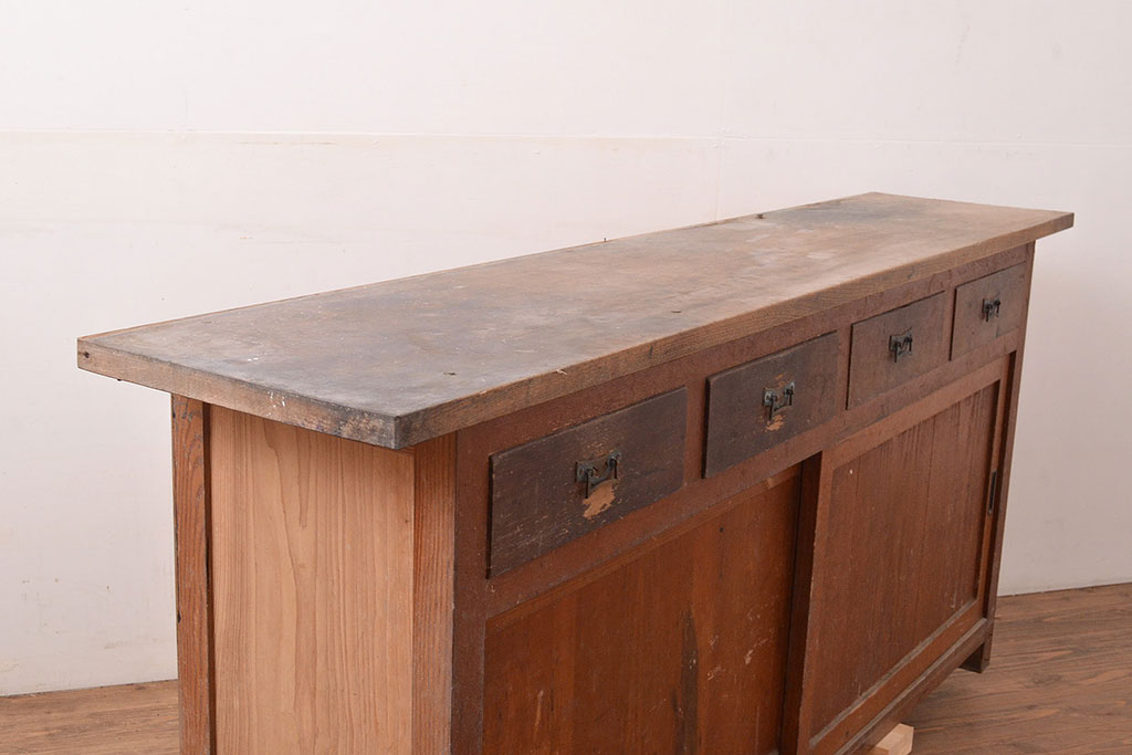 和製アンティーク　幅がたっぷりあるレトロなカウンターテーブル(サイドボード、収納棚)(R-047676)