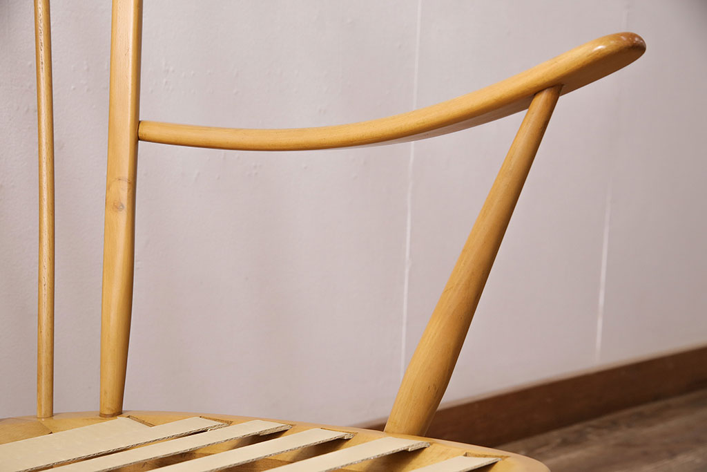 ヴィンテージ家具　ERCOL(アーコール)　エバーグリーン　エレガントな雰囲気漂う1人掛けイージーチェア(ラウンジチェア、アームチェア、椅子、ソファ、ビンテージ)(R-048539)