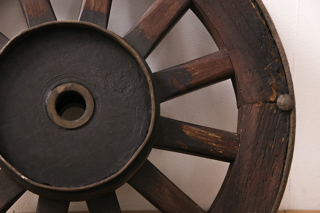 アンティーク雑貨　大八車　趣溢れる佇まいが魅力的な木製車輪(ディスプレイ、ガーデニング雑貨)(R-048786)