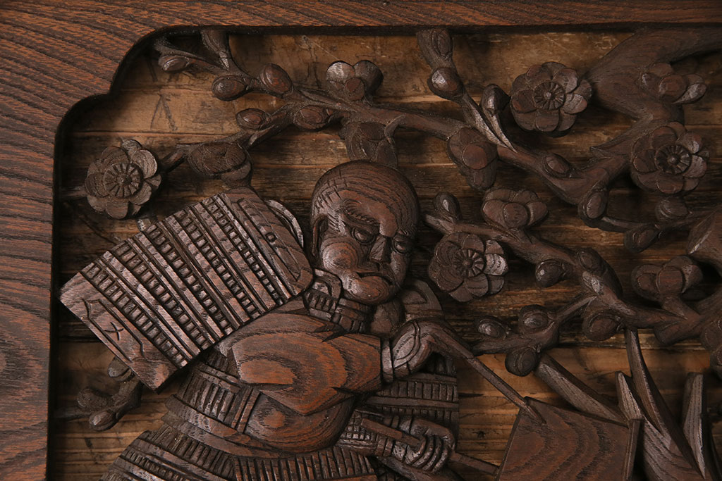 アンティーク建具　細かな彫刻とケヤキ材の木目が見事な彫刻欄間(明り取り、建具)(R-049192)