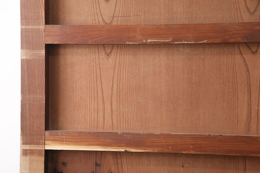 アンティーク建具　総ケヤキ材　細やかな意匠が施された金具が魅力の蔵戸(引き戸、玄関戸、建具)(R-049393)