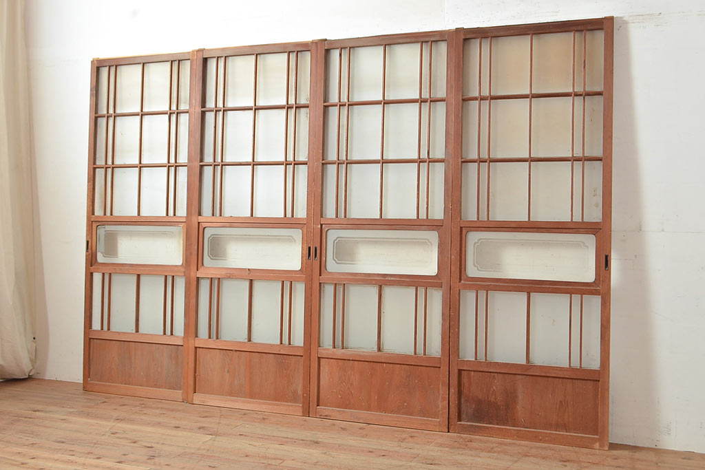 アンティーク建具　昭和期　レトロなデザインが魅力的なガラス戸4枚セット(引き戸、建具)(R-049483)