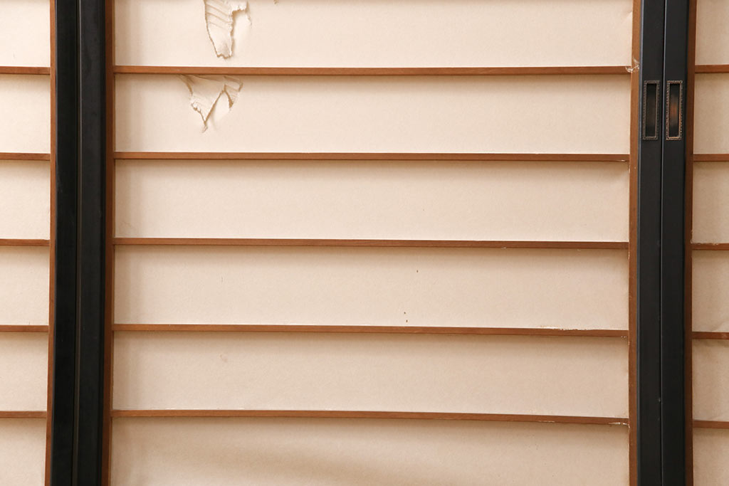 アンティーク建具　昭和中期　漆塗り　和モダンな空間づくりにおすすめの障子戸4枚セット(引き戸、建具)(R-049522)