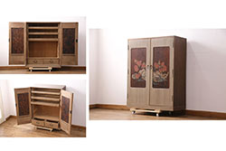 中古　国産民芸家具　和モダンな空間づくりにも活躍するキャビネット(食器棚、飾り棚、収納棚、戸棚、カップボード)(R-075357)