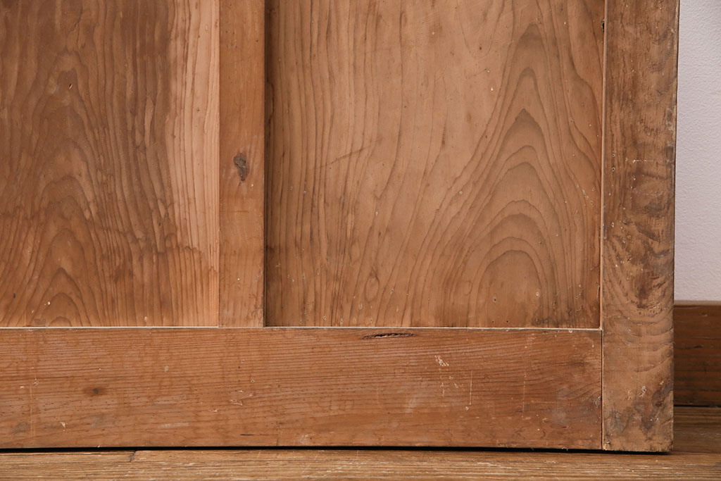 アンティーク建具　昭和初期　時を重ねた木の味わいが魅力の格子戸(玄関戸、引き戸、建具)(R-049642)
