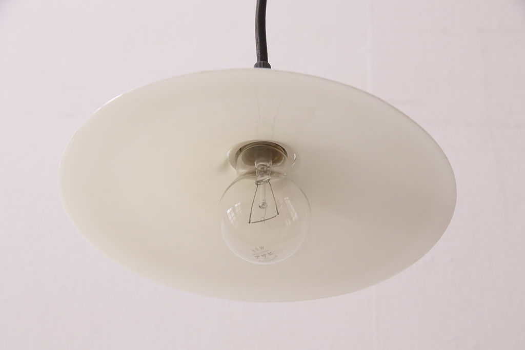 アンティーク照明　温かみのある優しい雰囲気が魅力的なペンダントライト2個セット(天井照明、吊り下げ照明、電笠)(R-049835)