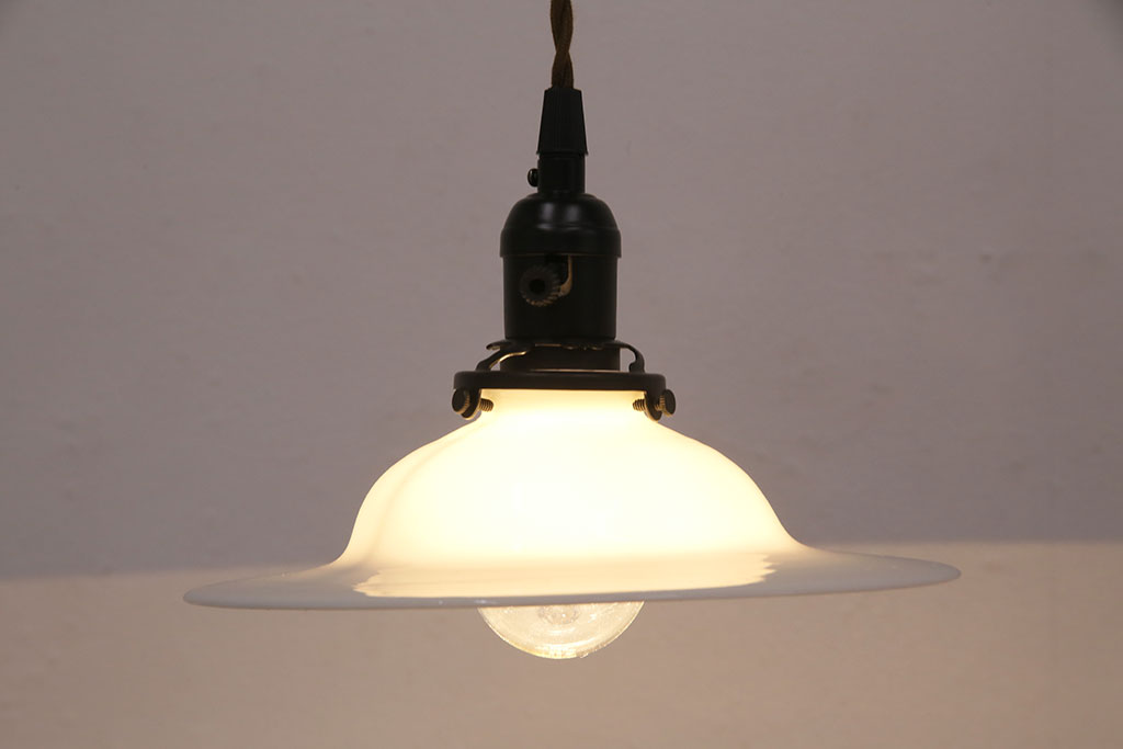 アンティーク照明　ノスタルジックな雰囲気が漂う天井照明(吊り下げ照明、ペンダントライト)(R-049836)
