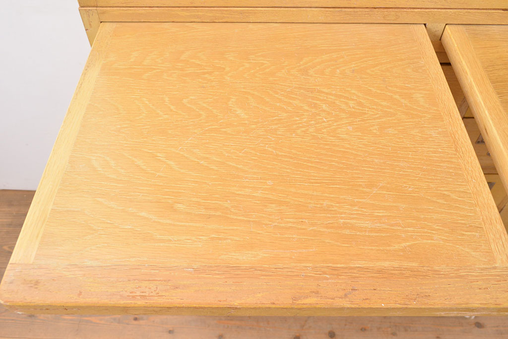 レトロ家具　昭和レトロ　KIHARA　ナラ材のあたたかみのある風合いが魅力的なネームプレート付きカードケース(引き出し、チェスト、図書館、図書室)(R-050020)