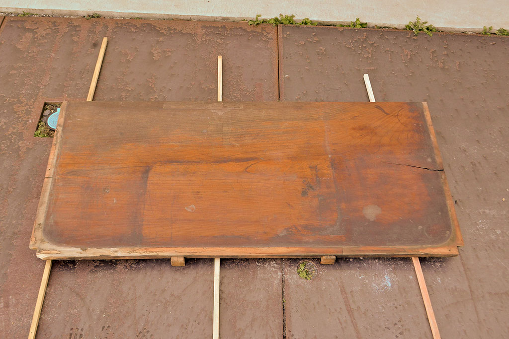 古材 味わいを増した木肌が魅力的な総ケヤキ材一枚板(DIY、材料、板