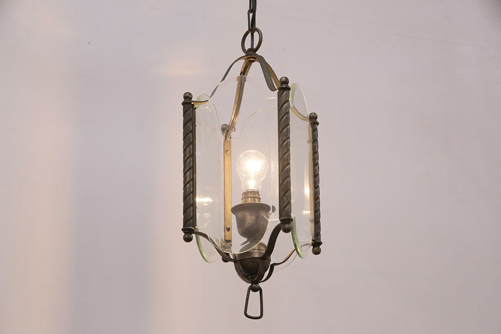 アンティーク照明　和製アンティーク　4面ガラス製の希少なデザインが魅力的な吊り下げ照明(天井照明、ペンダントライト)(R-050392)