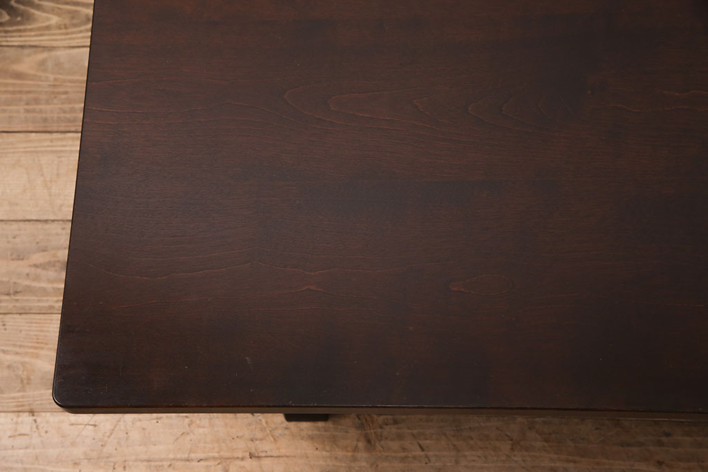 中古　北海道民芸家具　シックなデザインで落ち着きのある空間を演出する座卓(折りたたみ、ローテーブル)(定価約13万円)(R-050840)