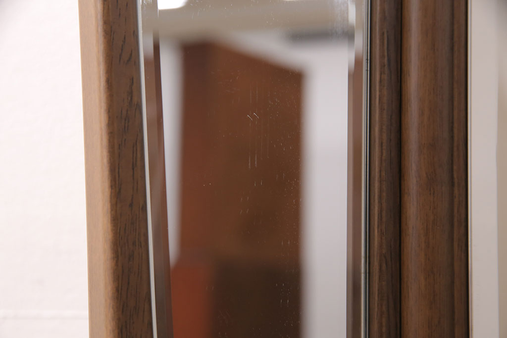 中古　松永工房　ゆるやかなカーブを描くデザインがエレガントな印象を醸し出すドレッサー&チェアセット(鏡台、スツール)(R-051305)