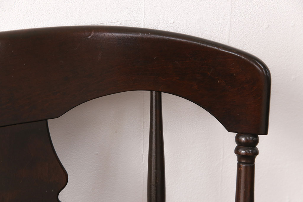 中古　美品　北海道民芸家具　HM661  クラシカルな佇まいのオックスボーアームチェア(オックスボウ、ダイニングチェア、椅子)(R-051795)