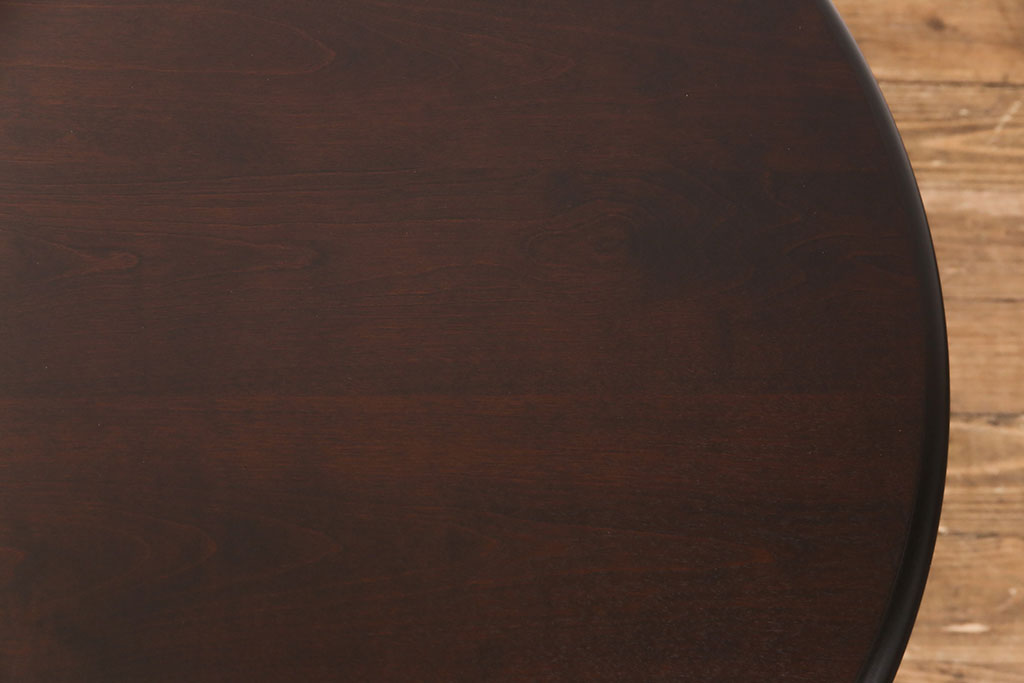 新古品　展示品　北海道民芸家具　樺材　HM472シリーズ　上品な優しい雰囲気を醸し出す円形テーブル(ラウンドテーブル、ダイニングテーブル、コーヒーテーブル)(定価約18万円)(R-051966)