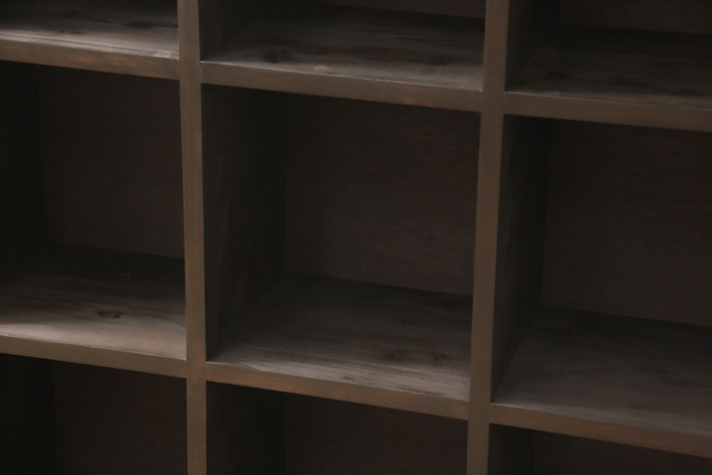 ラフジュ工房オリジナル　ヒノキ材　和モダンな空間づくりにおすすめのマス目棚(ロッカー、収納棚、本棚、飾り棚)(R-052121)