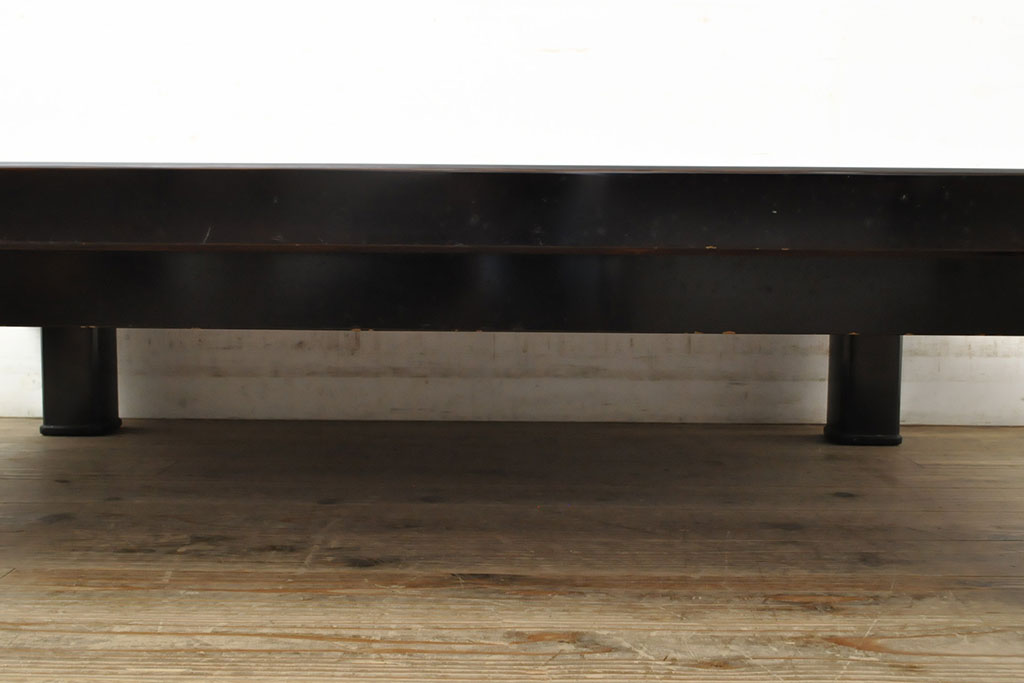 中古　美品　輪島塗り　一風変わった形の天板が魅力的な座卓(ローテーブル、センターテーブル)(R-052367)