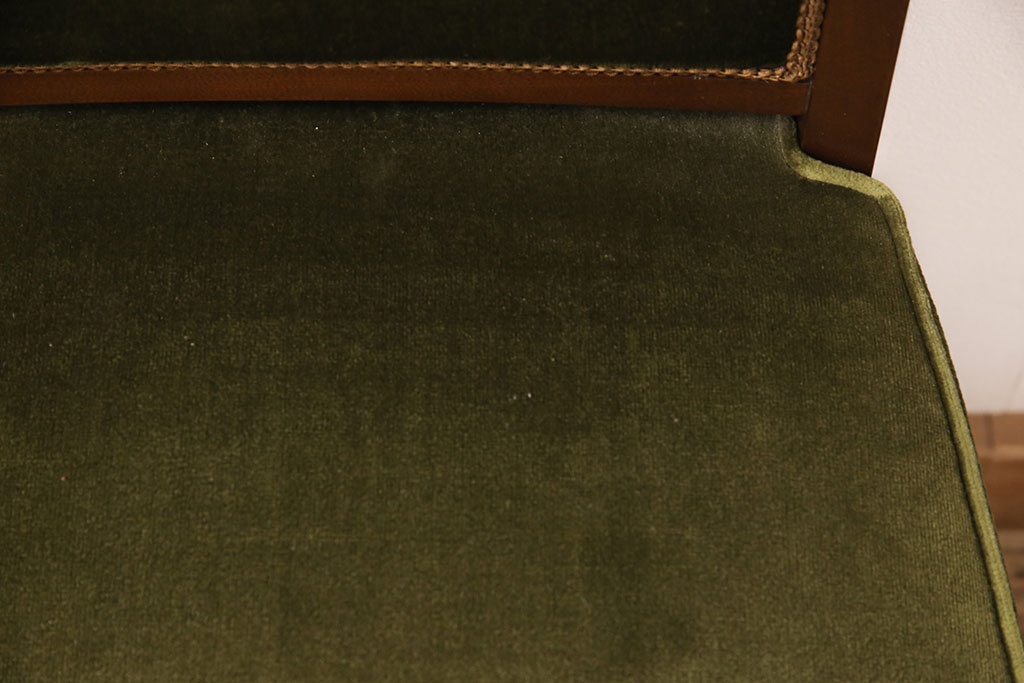 中古美品　神戸洋家具　メープル不二屋　シックな色合いが素敵なデスクチェア(椅子、ダイニングチェア)(R-052399)