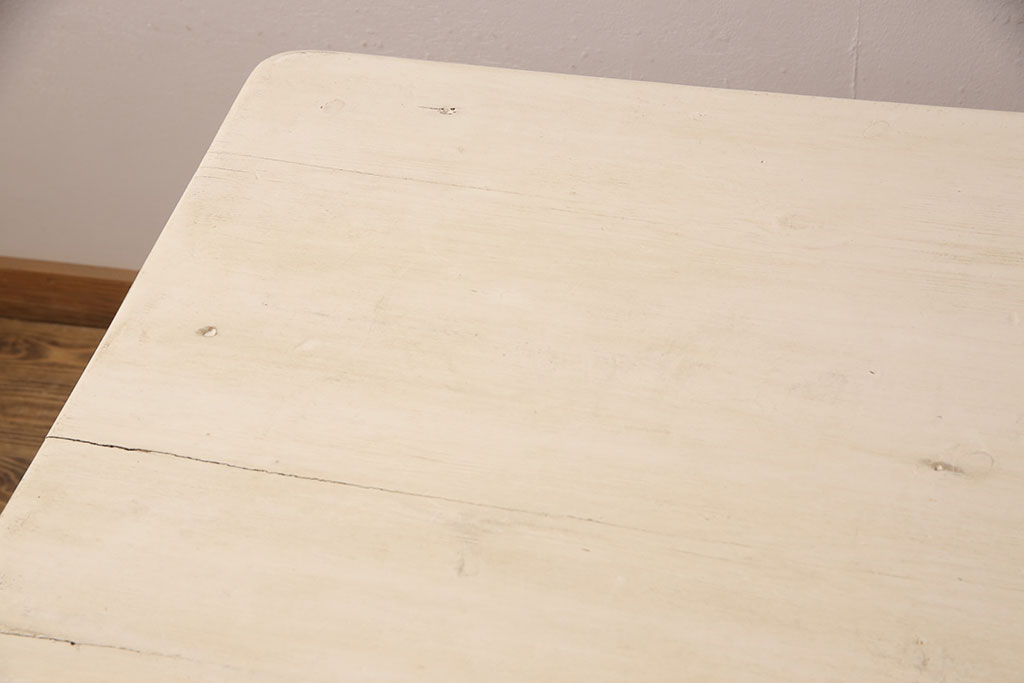 和製ビンテージ　アンティーク風なつくりがかわいらしい手造りテーブル(ダイニングテーブル、作業台、ヴィンテージ)(R-052862)
