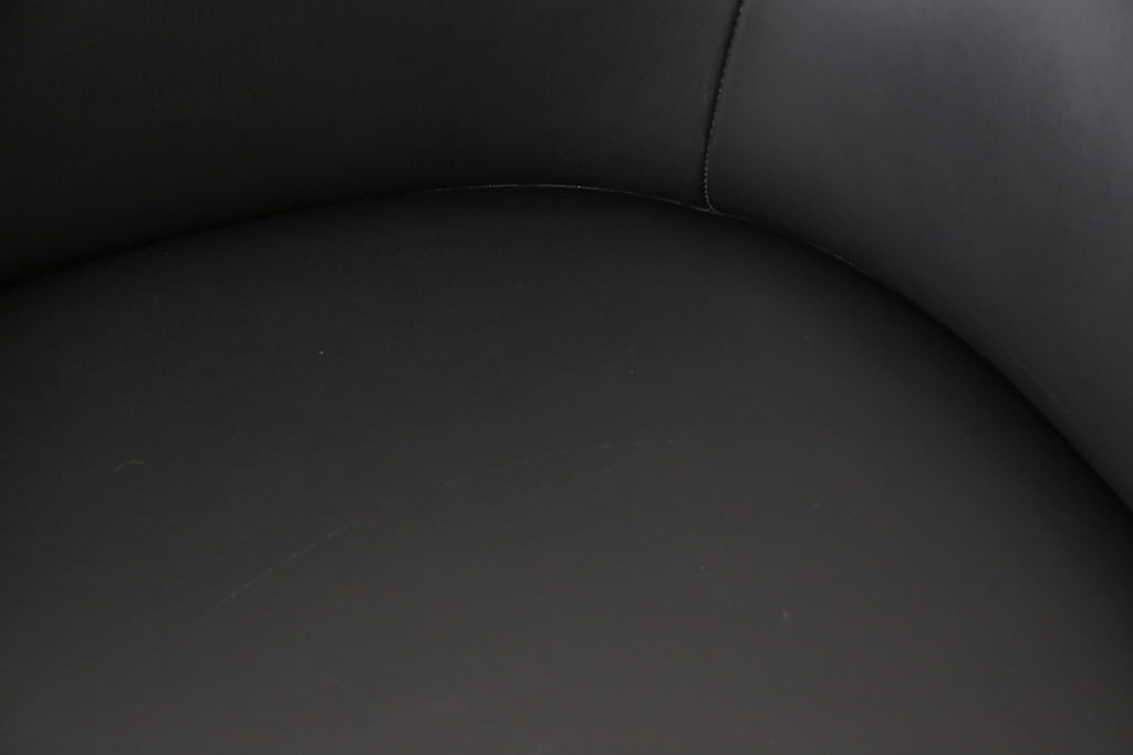 中古　超美品　キタニ(KITANI)　ウォールナット　フィン・ユールデザイン  FJ-01　美しさを感じさせる本革イージーチェア(レザー、アームチェア、椅子)(R-053447)