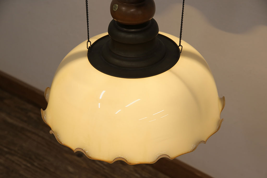 イタリアヴィンテージ　真鍮製　激レア!デザイン性抜群でおしゃれなインテリアとしておすすめの天井照明(吊り下げ照明、シェード、ビンテージ)(R-053521)