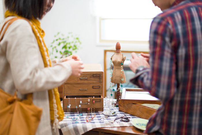 アクセサリー　商品　ディスプレイ