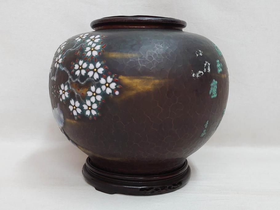 昭和七年(1932年)　帝都復興完成記念　安藤七宝店　鎚起七宝花瓶　都の春(花入、花器、桜、台座付き、共箱付き)(R-073830)