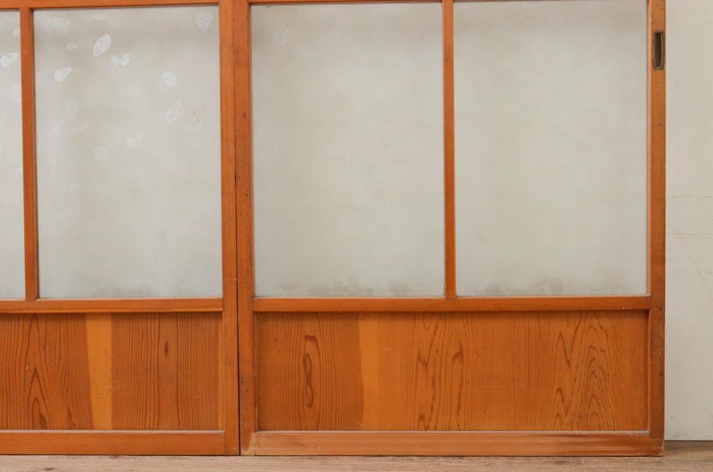 アンティーク建具　ノスタルジックな雰囲気溢れるガラス戸2枚セット(引き戸)(R-072531)