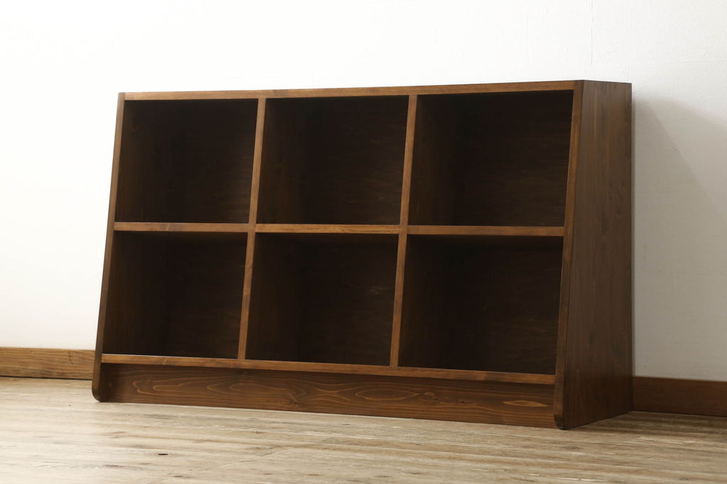 【オーダー注文・受注生産商品】ラフジュ工房オリジナル　シンプルで使いやすい!台形斜め本棚(ブックシェルフ、ロッカー、飾り棚、収納棚、図書館本棚)