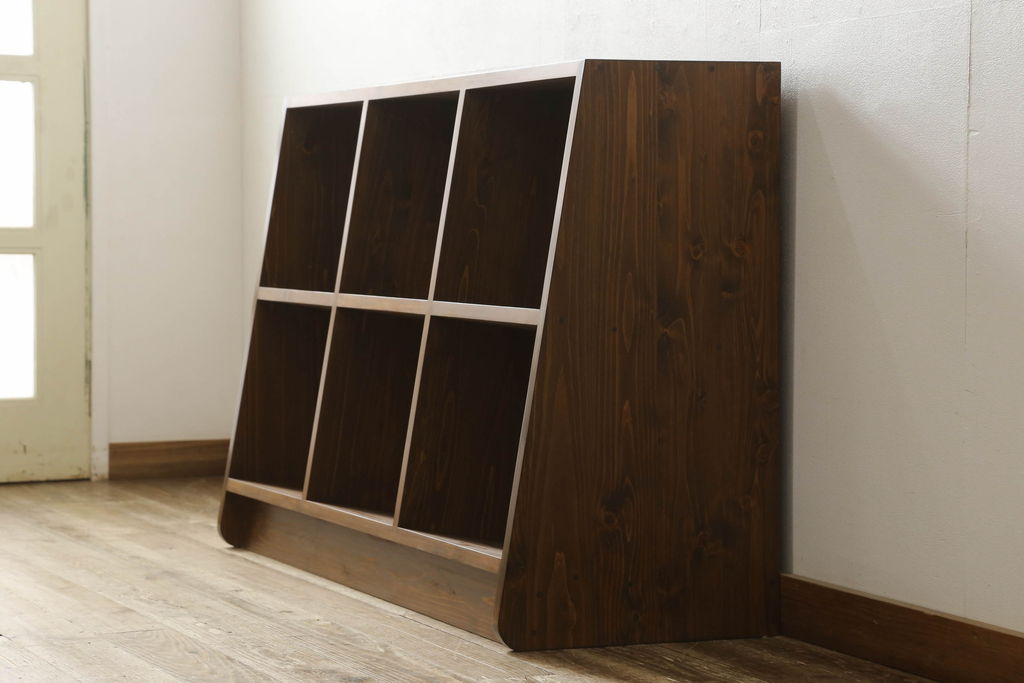 【オーダー注文・受注生産商品】ラフジュ工房オリジナル　シンプルで使いやすい!台形斜め本棚(ブックシェルフ、ロッカー、飾り棚、収納棚、図書館本棚)