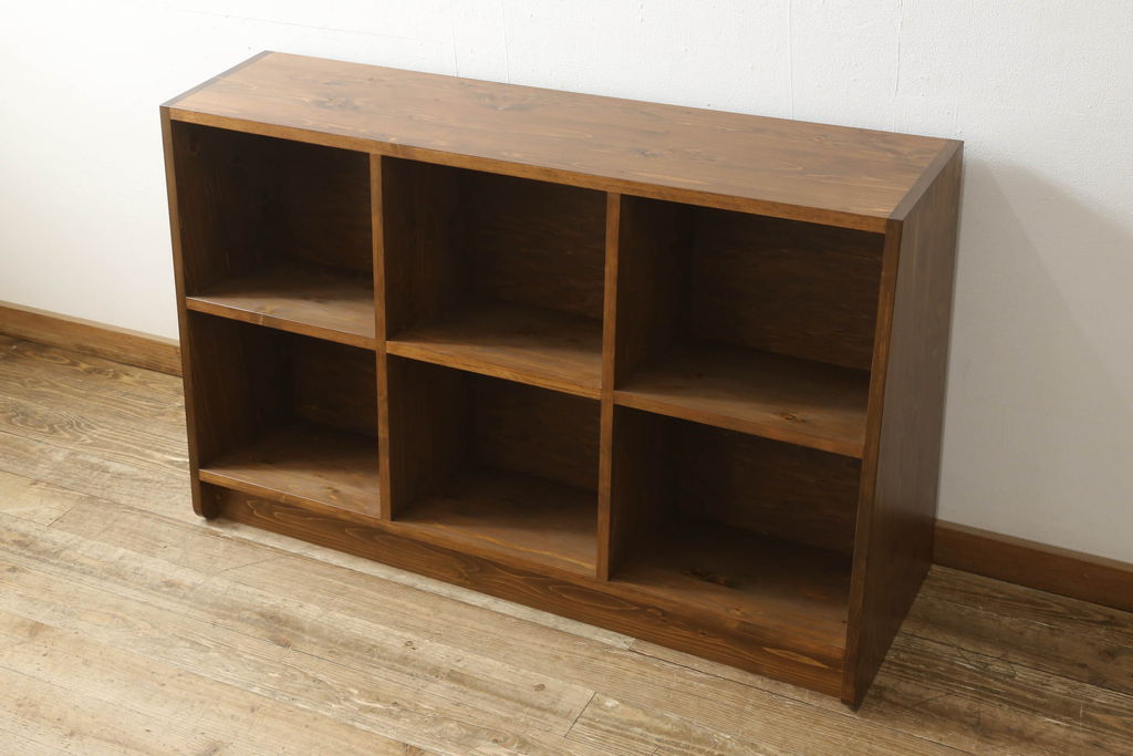 【オーダー注文・受注生産商品】ラフジュ工房オリジナル　シンプルで使いやすい!台形斜め本棚(ブックシェルフ、ロッカー、飾り棚、収納棚、図書館本棚)