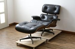 アメリカビンテージ　Hermanmiller(ハーマンミラー社)　希少!!　ローズウッド材　クラシック　身体を包み込むようなフォルムが魅力のイームズラウンジチェア&オットマン(本革、レザーチェア、椅子、イス、1人掛けソファ、1Pソファ、アームチェア、フットスツール、ヴィンテージ)(R-079269)