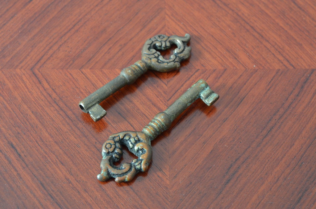 中古　美品　象嵌(マーケットリー)　珍しいシリンダートップのライティングビューロー(ワークデスク、簿記机、引き出し、在宅用、在宅ワーク用)(R-074029)